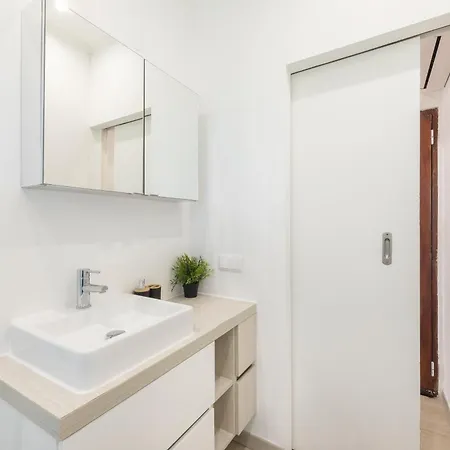 Equador By Olala Homes Apartment